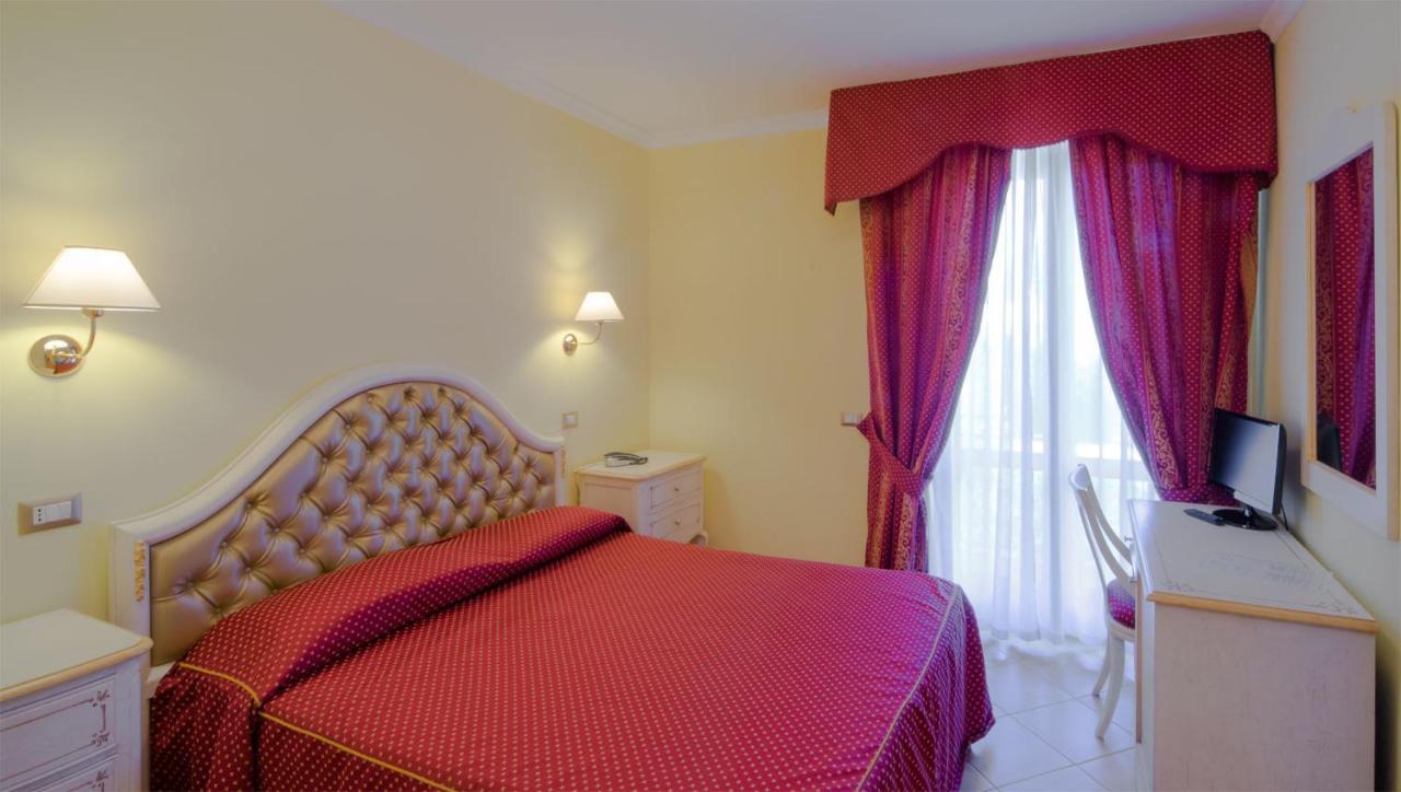 Loriana Park Hotel Sul Lago Bolsena Esterno foto
