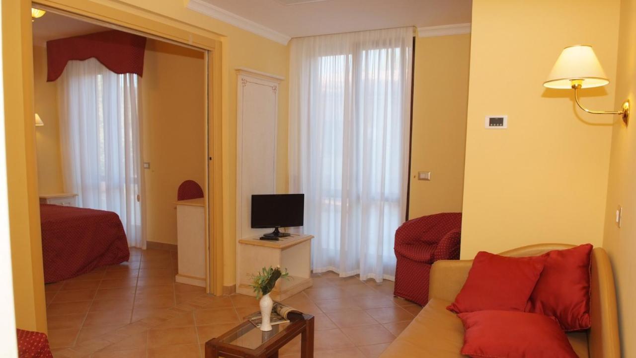 Loriana Park Hotel Sul Lago Bolsena Esterno foto