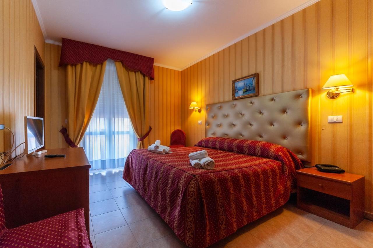 Loriana Park Hotel Sul Lago Bolsena Esterno foto