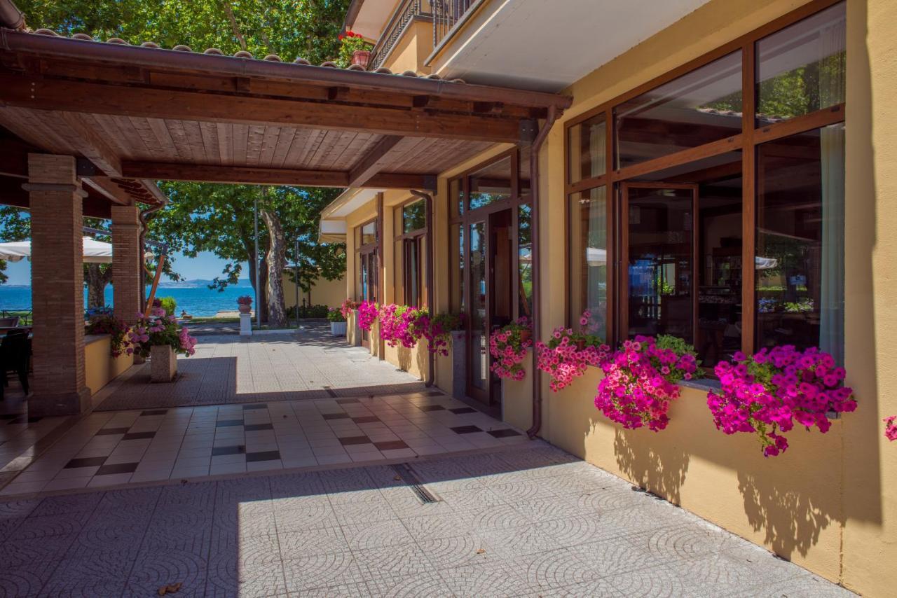 Loriana Park Hotel Sul Lago Bolsena Esterno foto